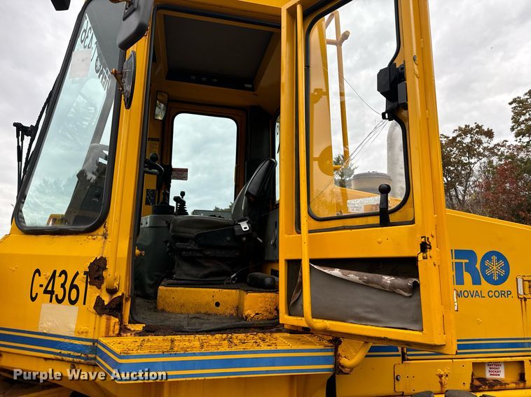 image for item EI4073 1997 Case 621B wheel loader