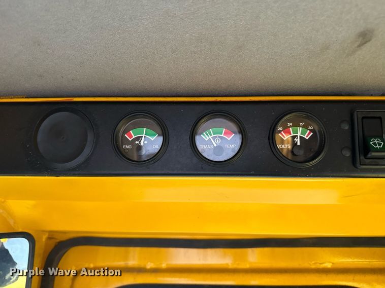 image for item EI4073 1997 Case 621B wheel loader