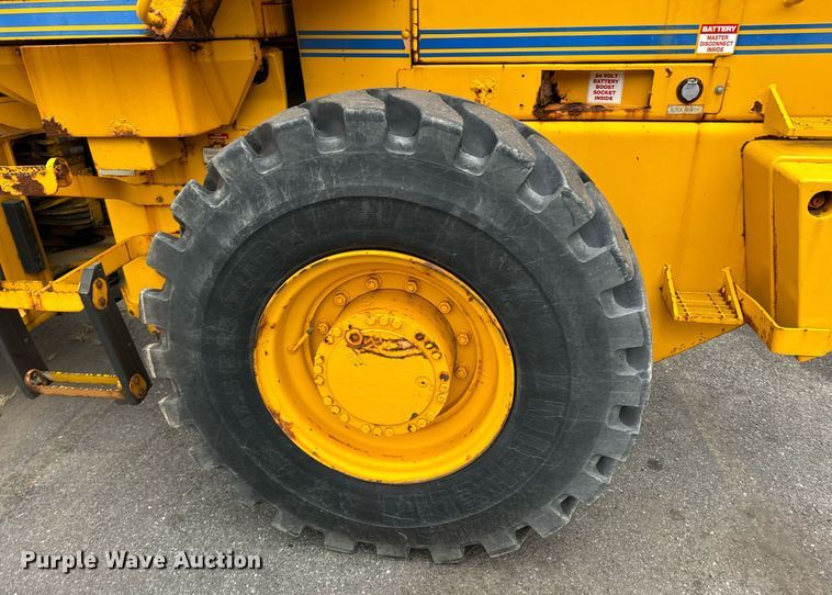 image for item EI4073 1997 Case 621B wheel loader