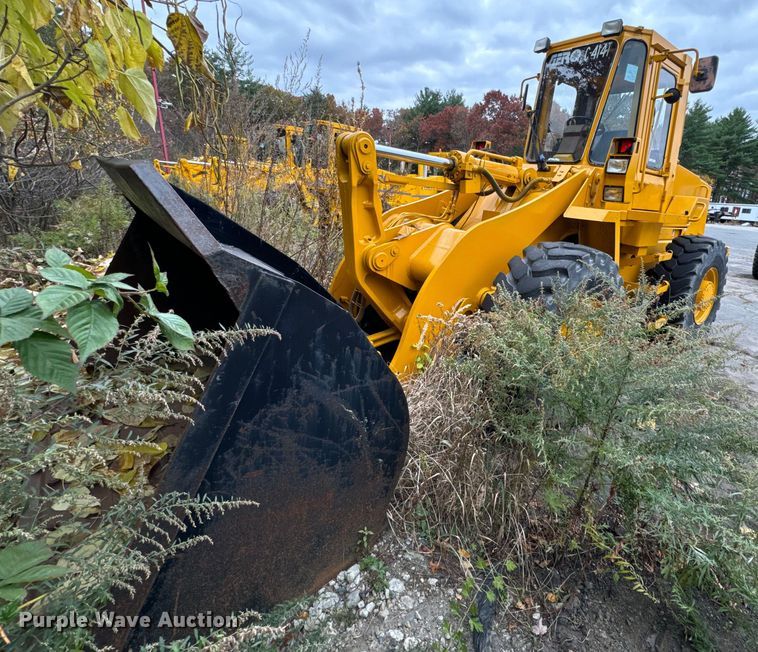 image for item EI4074 Case 621B wheel loader