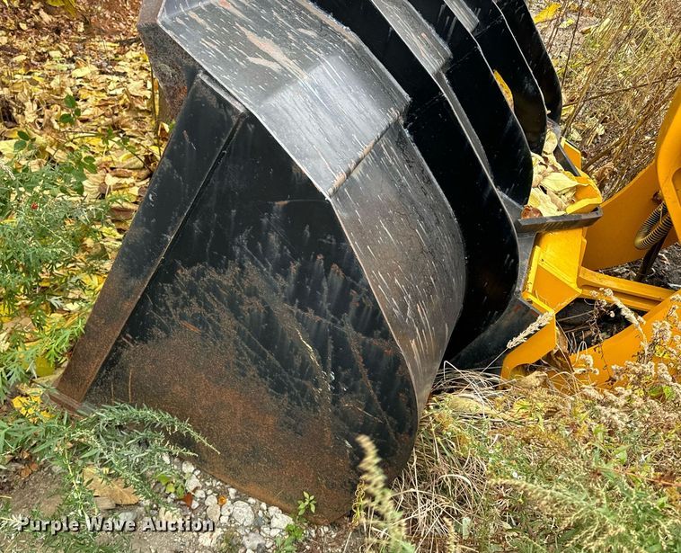 image for item EI4074 Case 621B wheel loader