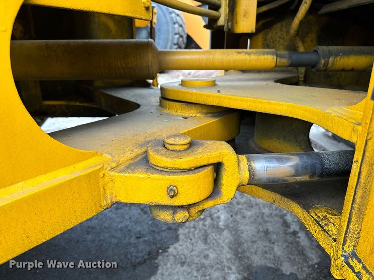 image for item EI4074 Case 621B wheel loader