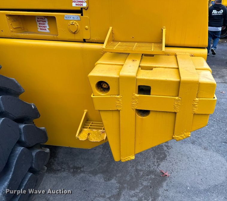 image for item EI4074 Case 621B wheel loader