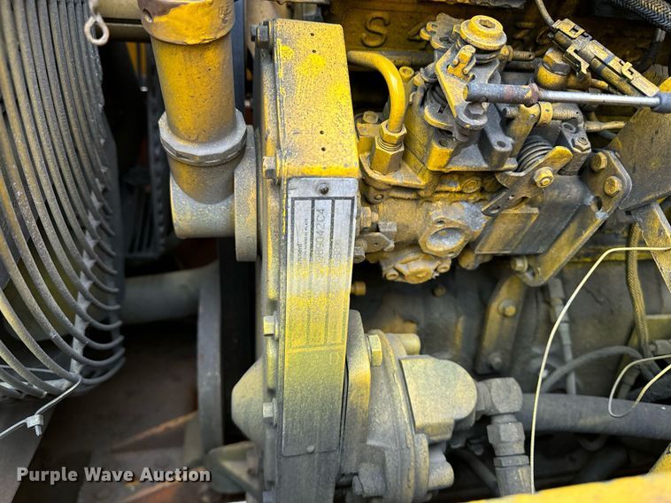 image for item EI4074 Case 621B wheel loader