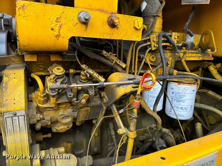 image for item EI4074 Case 621B wheel loader