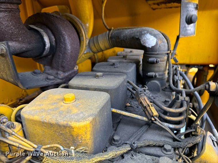 image for item EI4074 Case 621B wheel loader