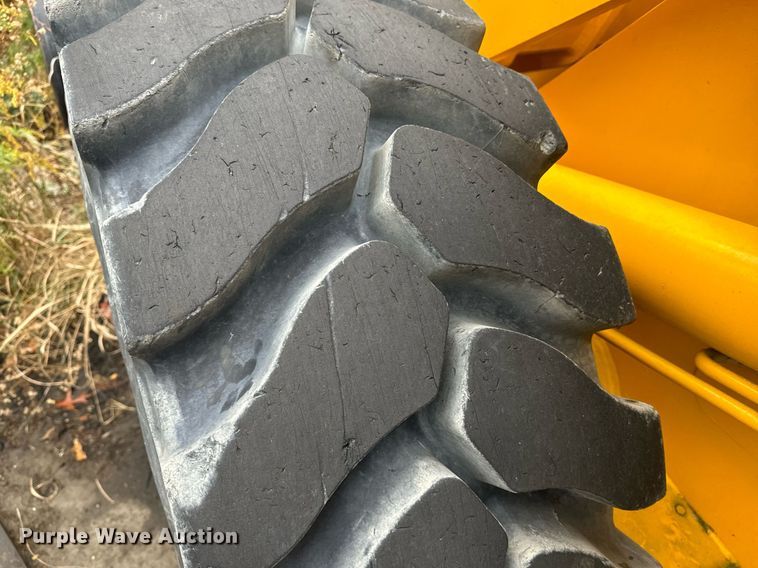 image for item EI4074 Case 621B wheel loader
