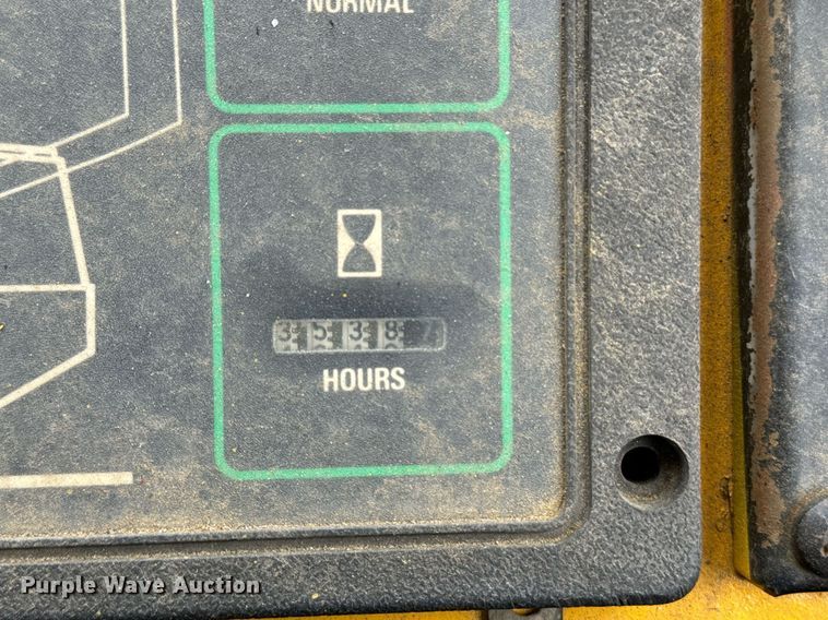 image for item EI4074 Case 621B wheel loader