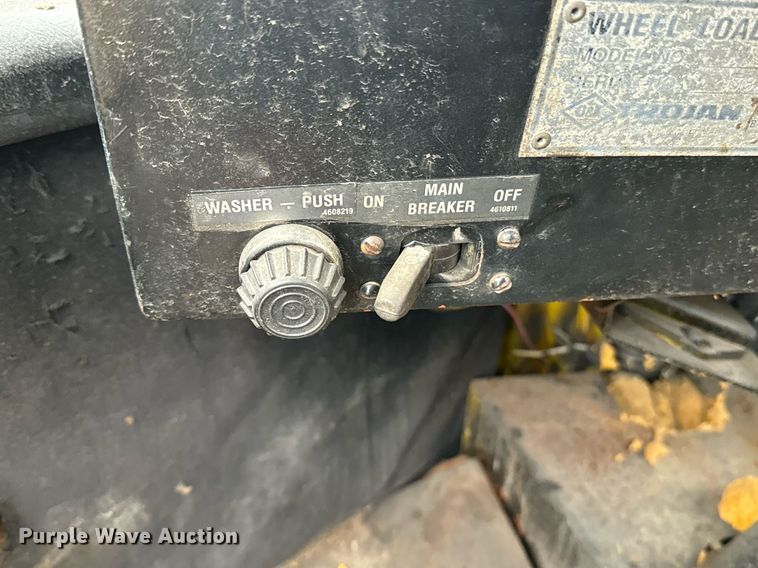 image for item EI4075 1990 Trojan 3500Z wheel loader