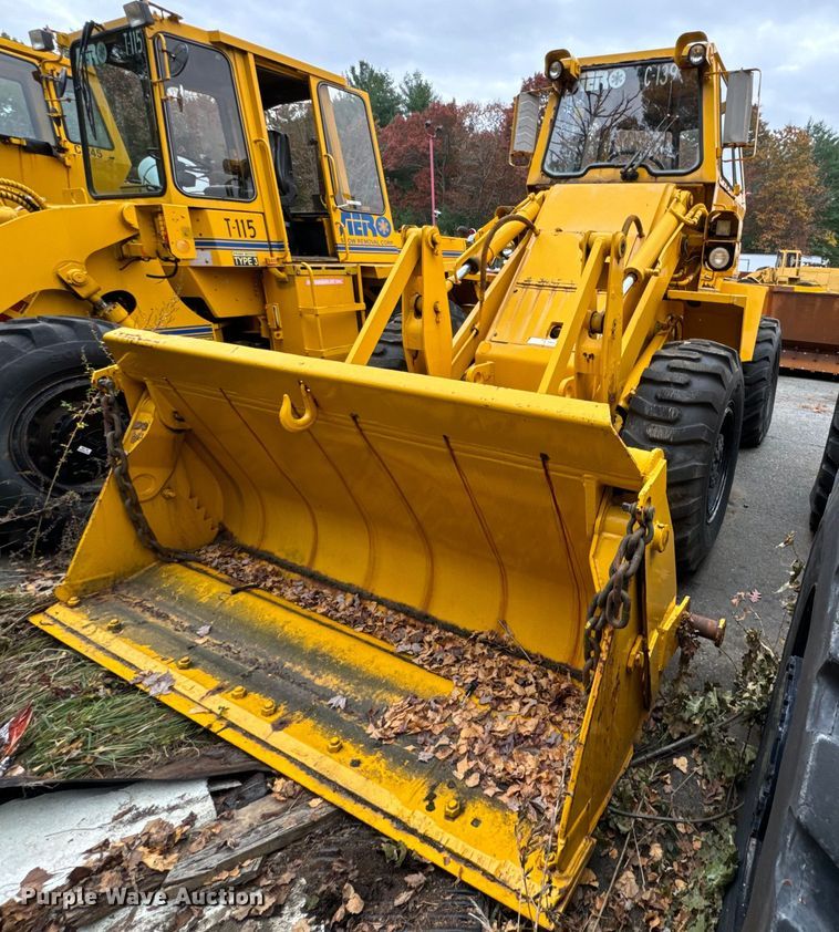 image for item EI4076 1983 Case W18B wheel loader