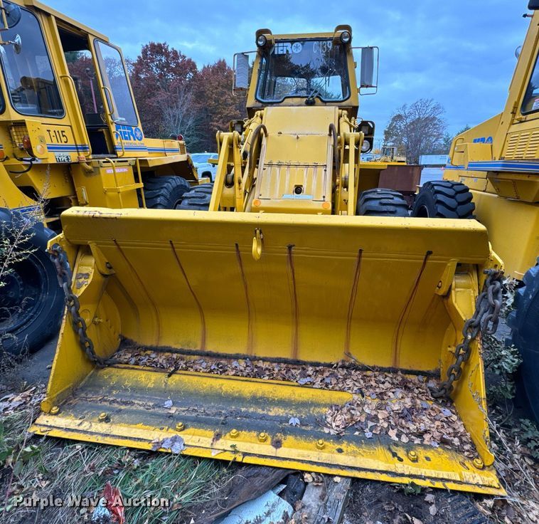 image for item EI4076 1983 Case W18B wheel loader