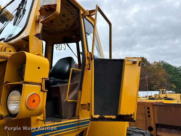 image for item EI4076 1983 Case W18B wheel loader