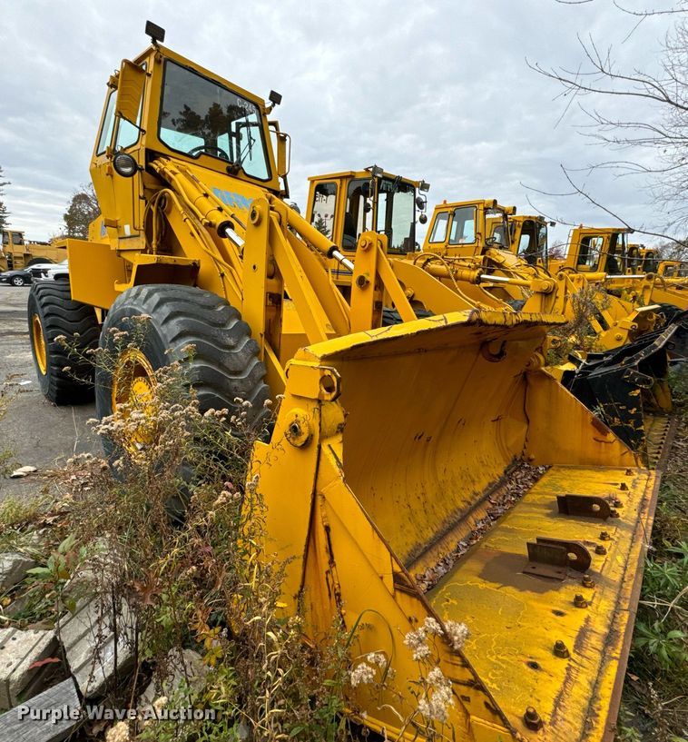 image for item EI4077 1984 Case W24C wheel loader