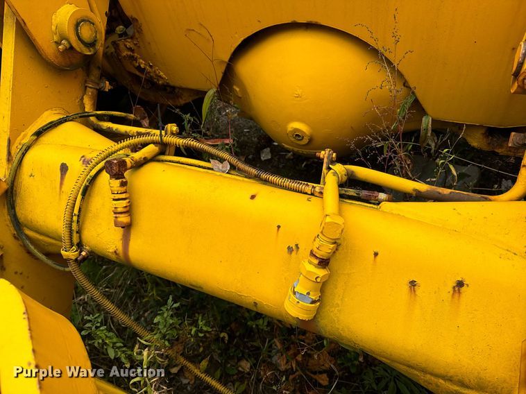 image for item EI4077 1984 Case W24C wheel loader