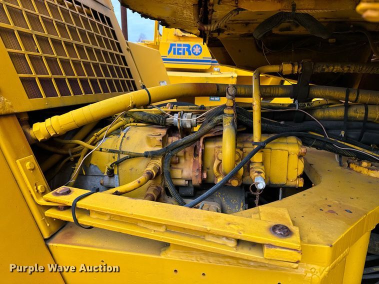 image for item EI4077 1984 Case W24C wheel loader