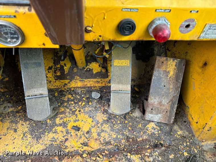 image for item EI4077 1984 Case W24C wheel loader