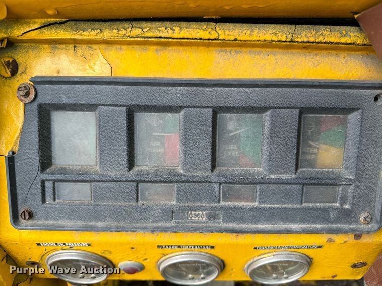 image for item EI4077 1984 Case W24C wheel loader