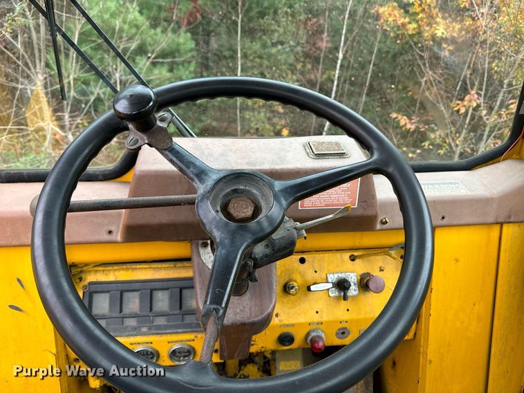 image for item EI4077 1984 Case W24C wheel loader