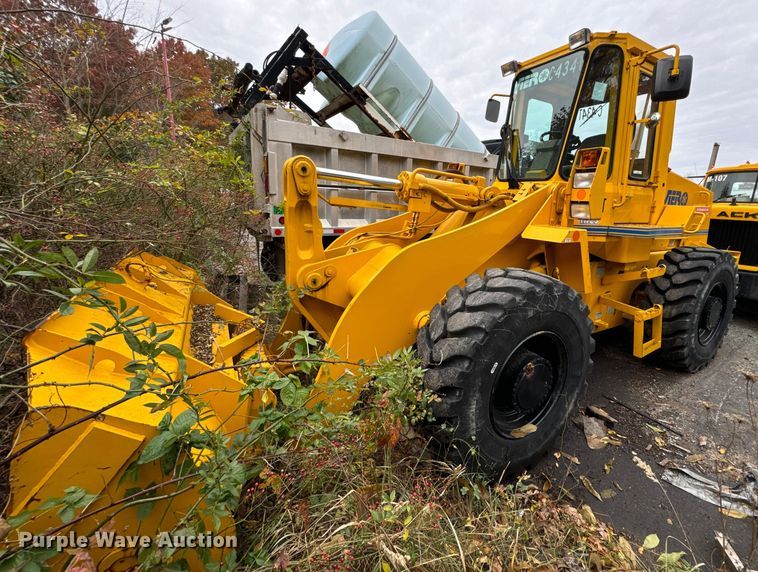 image for item EI4078 1997 Case 621B wheel loader
