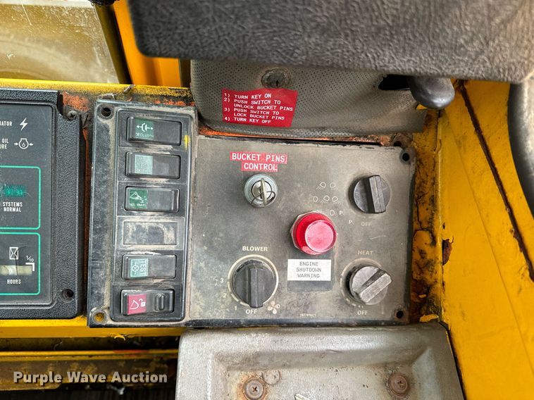 image for item EI4078 1997 Case 621B wheel loader