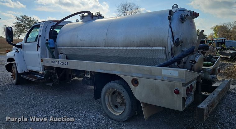 image for item EI8508 2007 Chevrolet  CC5C042 vacuum truck