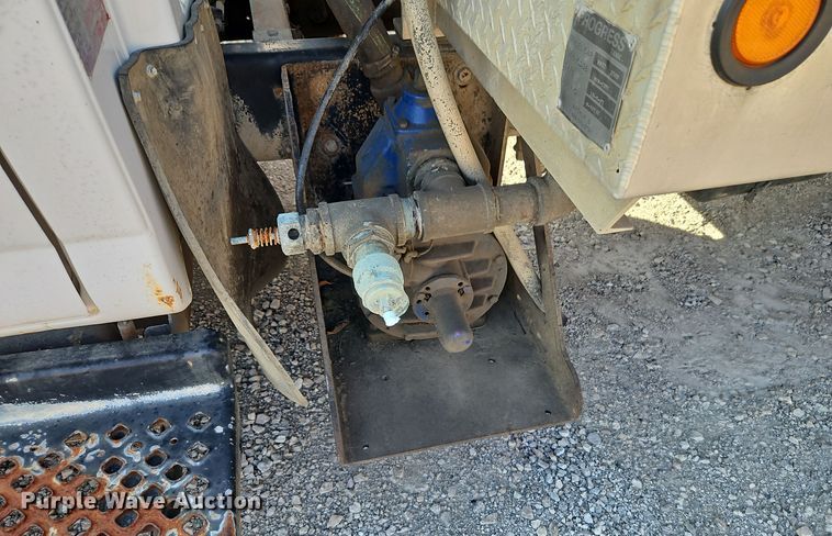 image for item EI8508 2007 Chevrolet  CC5C042 vacuum truck