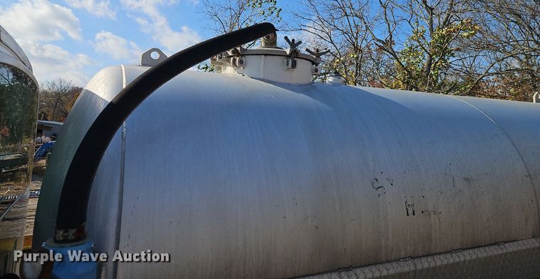 image for item EI8508 2007 Chevrolet  CC5C042 vacuum truck