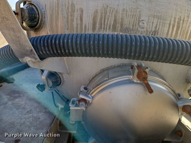 image for item EI8508 2007 Chevrolet  CC5C042 vacuum truck