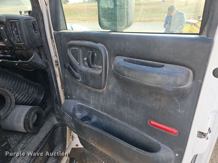 image for item EI8508 2007 Chevrolet  CC5C042 vacuum truck