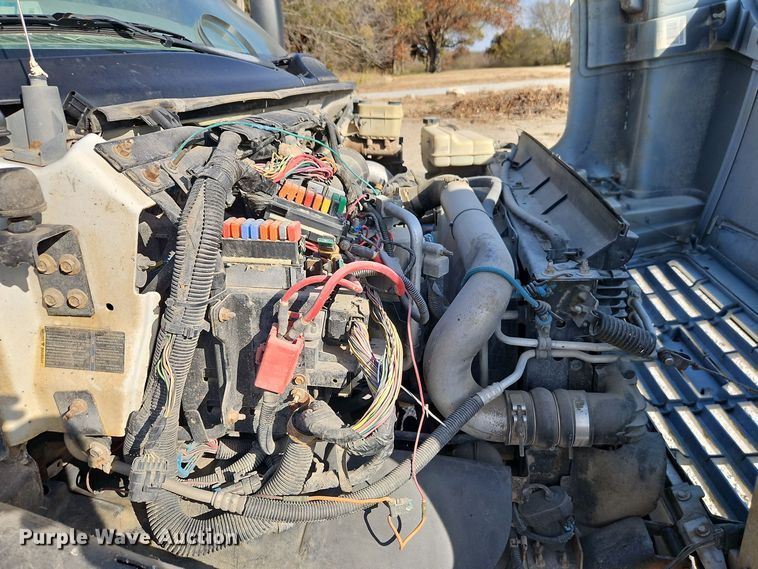 image for item EI8508 2007 Chevrolet  CC5C042 vacuum truck