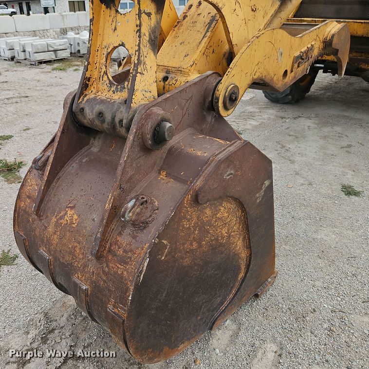 image for item EI8509 1999 Badger 1085C wheeled excavator