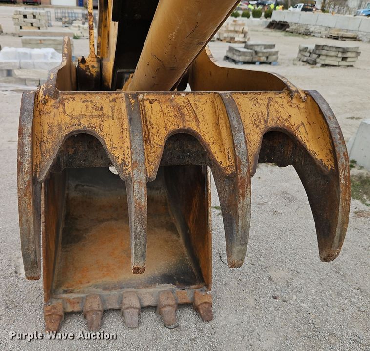 image for item EI8509 1999 Badger 1085C wheeled excavator