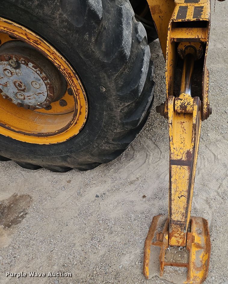 image for item EI8509 1999 Badger 1085C wheeled excavator