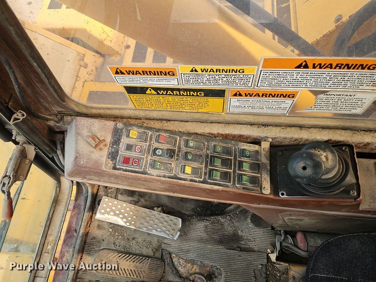 image for item EI8509 1999 Badger 1085C wheeled excavator