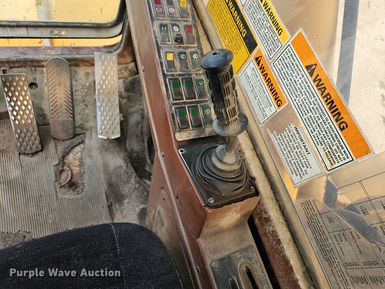 image for item EI8509 1999 Badger 1085C wheeled excavator