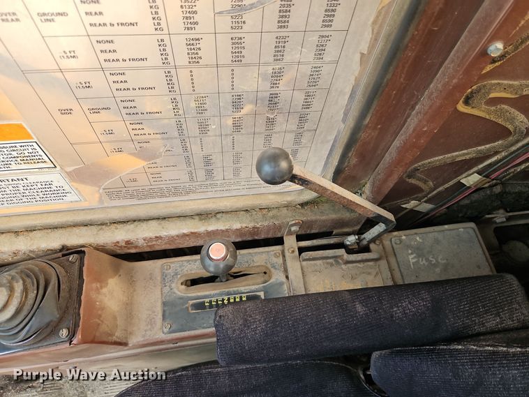 image for item EI8509 1999 Badger 1085C wheeled excavator