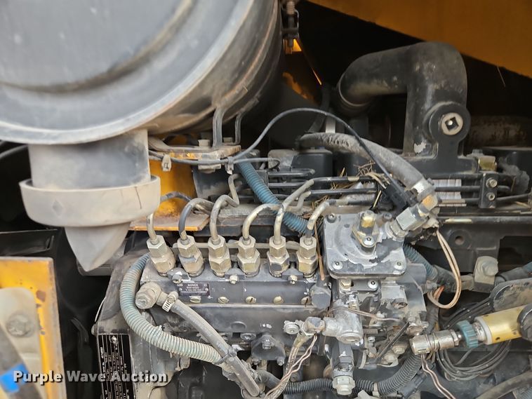 image for item EI8509 1999 Badger 1085C wheeled excavator