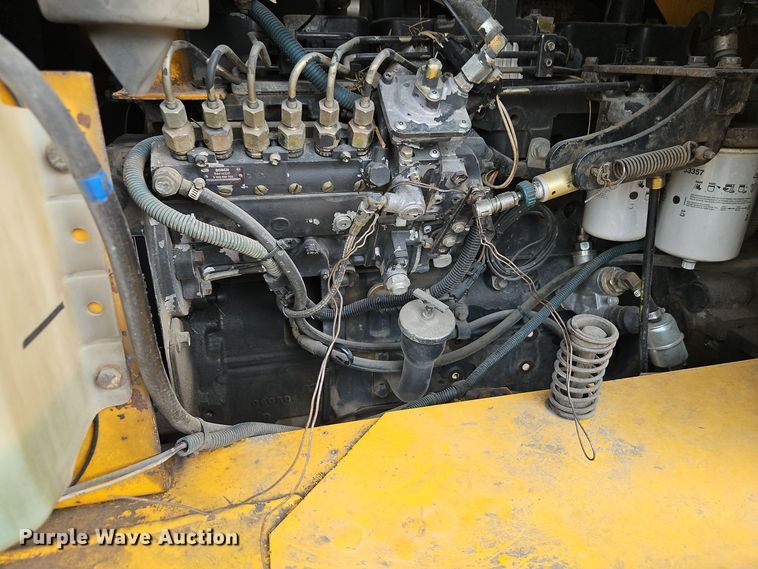 image for item EI8509 1999 Badger 1085C wheeled excavator