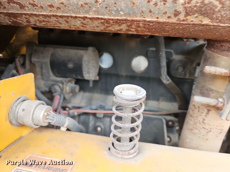 image for item EI8509 1999 Badger 1085C wheeled excavator