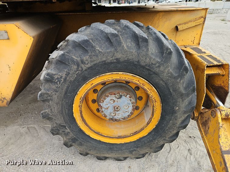 image for item EI8509 1999 Badger 1085C wheeled excavator