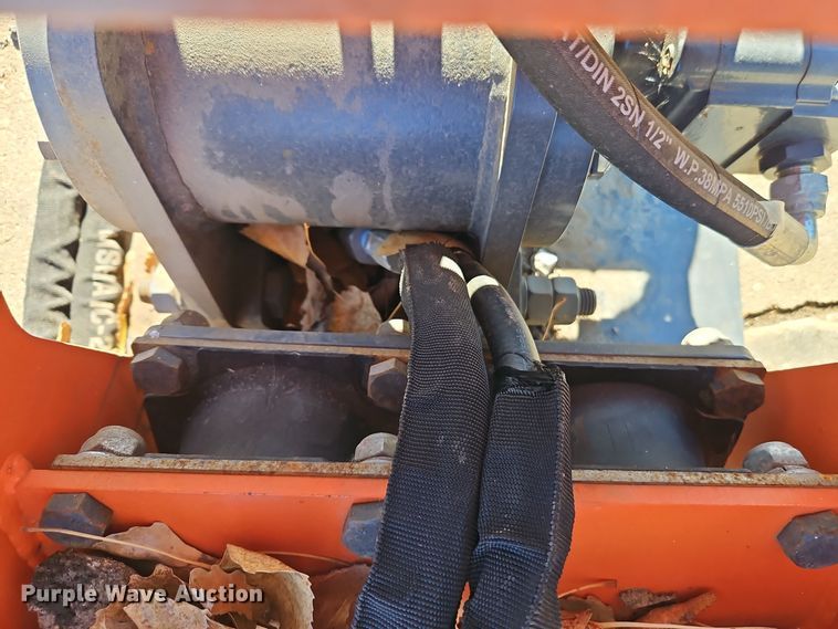 image for item EI8528 TMG TMG-ECP21 excavator plate compactor