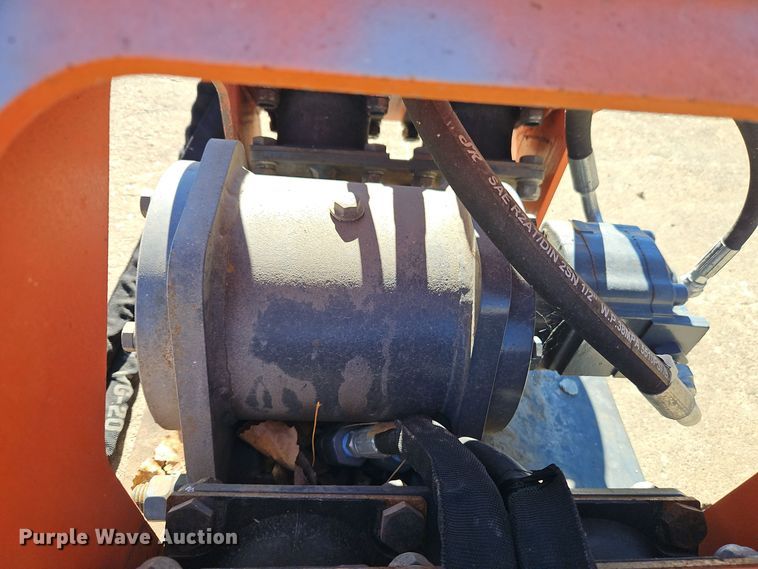 image for item EI8528 TMG TMG-ECP21 excavator plate compactor