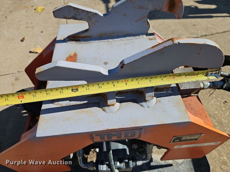 image for item EI8528 TMG TMG-ECP21 excavator plate compactor
