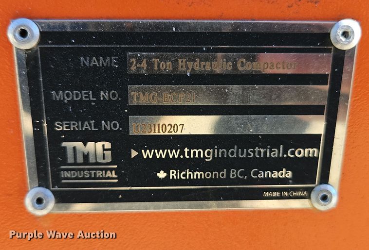 image for item EI8528 TMG TMG-ECP21 excavator plate compactor
