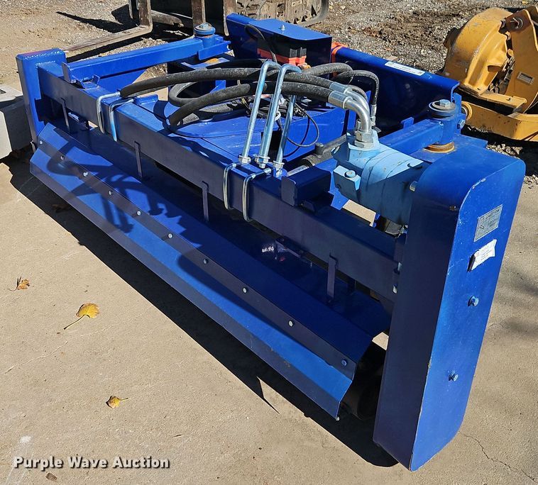 image for item EI8529 skid steer soil conditioner