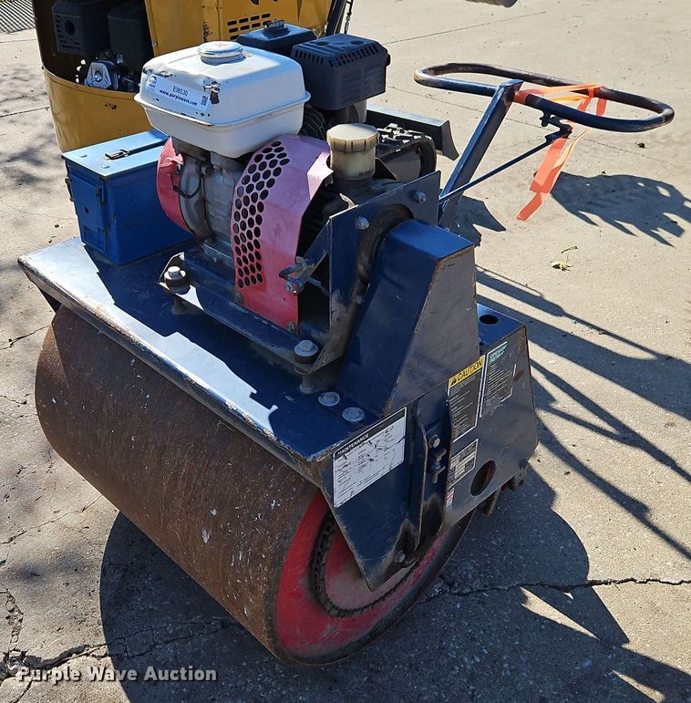 image for item EI8530 Brouwer TR130 trench compactor