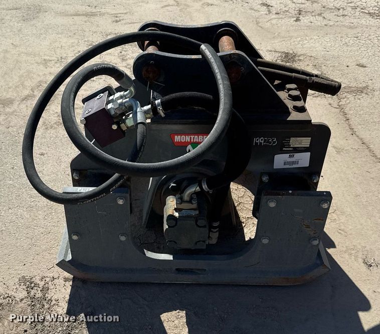 image for item EJ3126 Tramac PCT64 excavator plate compactor