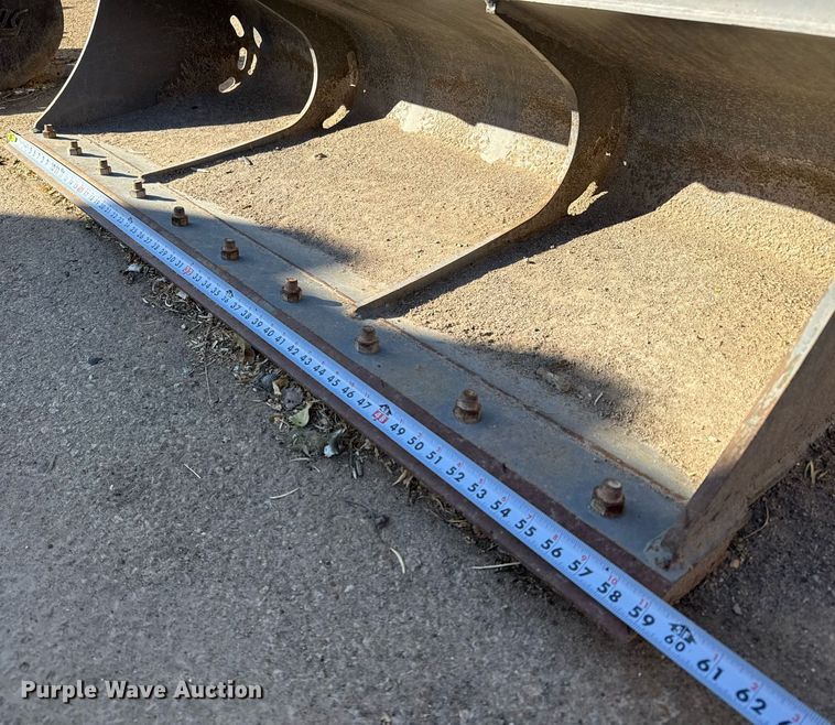 image for item EJ3129 Volvo excavator bucket