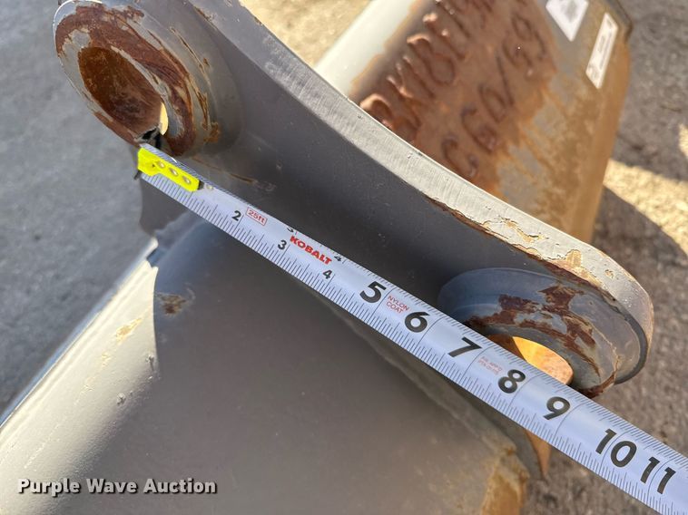 image for item EJ3129 Volvo excavator bucket