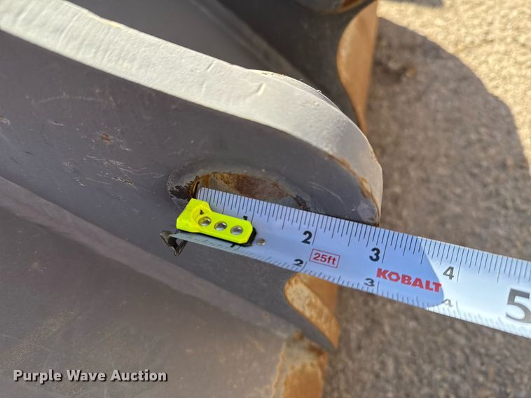 image for item EJ3129 Volvo excavator bucket